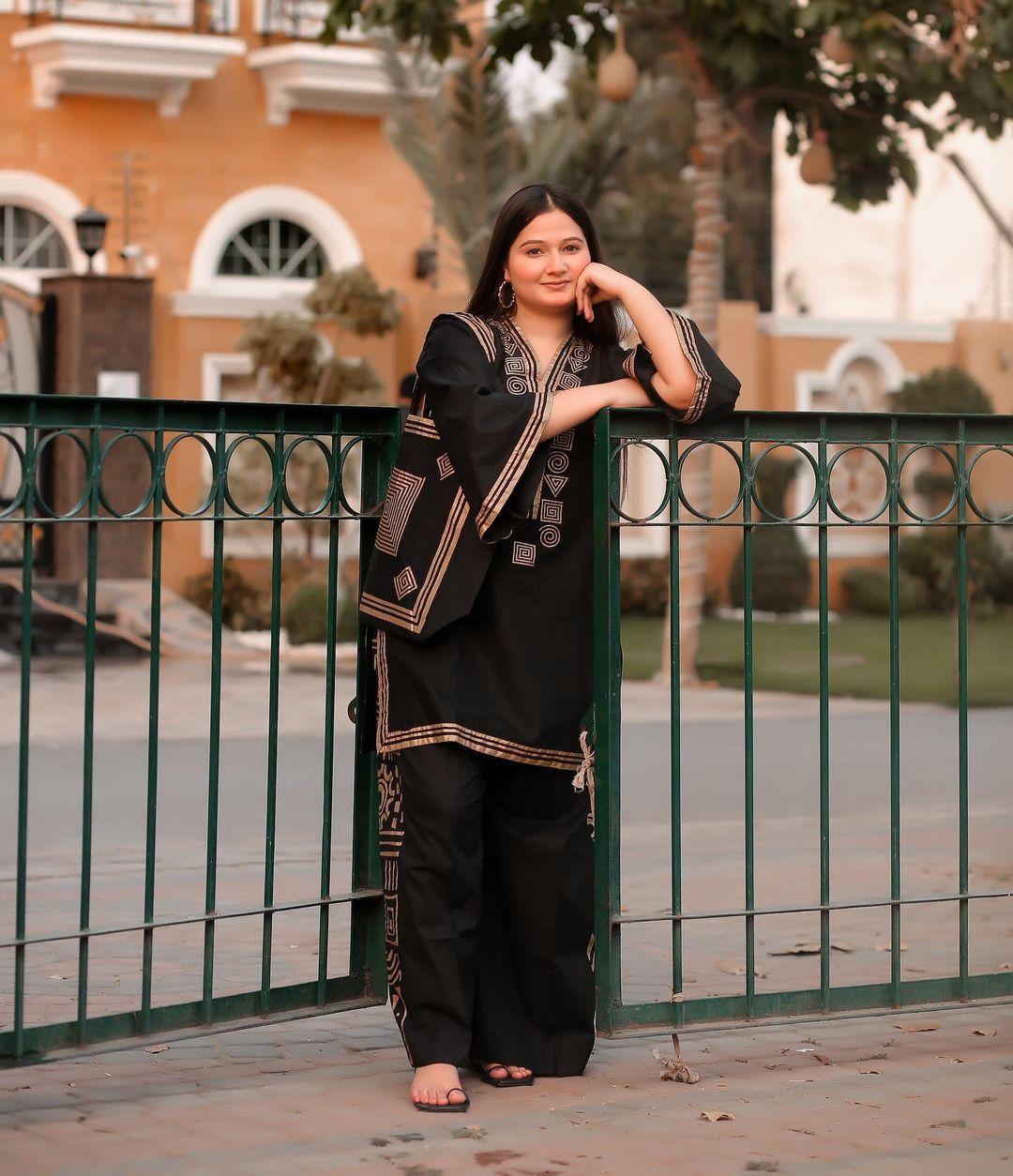 Stylish Embroidered Shirt And Trouser With Bag - 3 Pcs